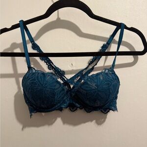❤️PINK Victoria's Secret Lace Bra in Deep Blue